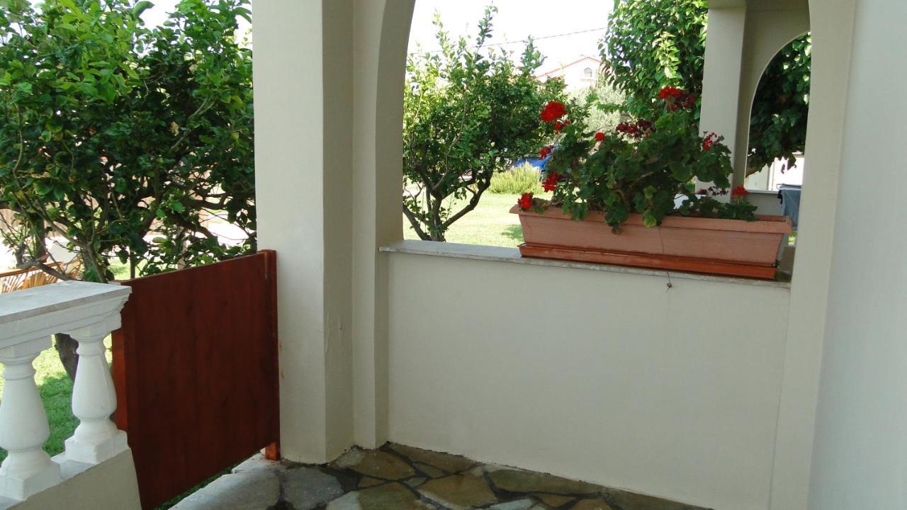 Caposaldo Apartments Akrata Esterno foto