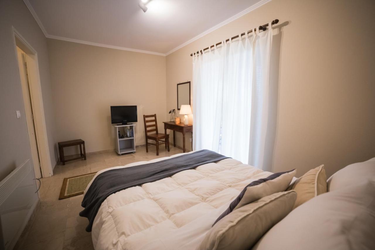 Caposaldo Apartments Akrata Esterno foto
